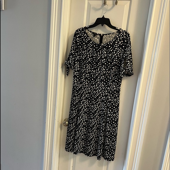 Talbots dress. Size Large petite. - Picture 2 of 9